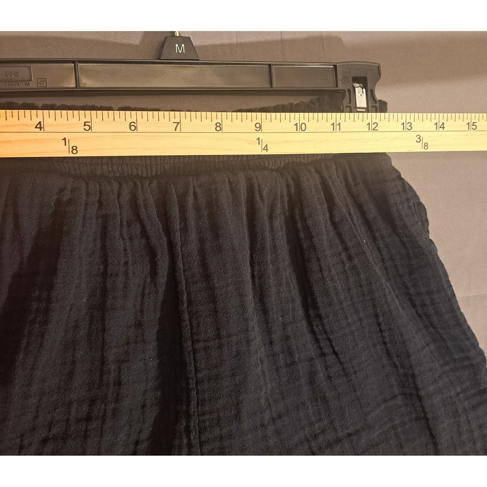Aerie Casual Shorts Women's Size Small Black Pockets Elastic - Picture 3 of 7